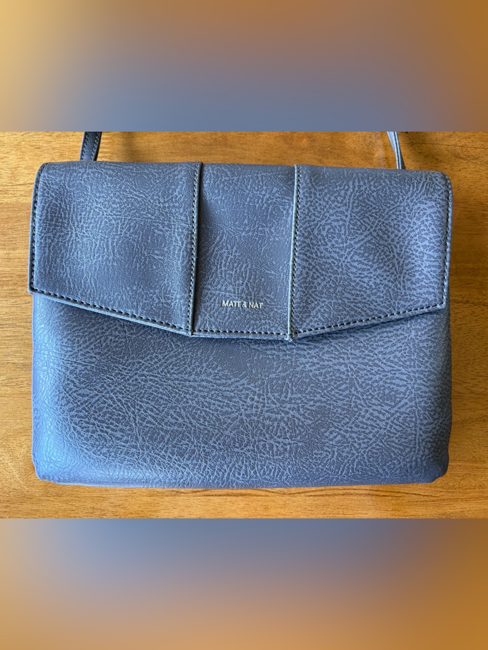 Matt & Nat EEHA Vegan Crossbody Bag – Gray